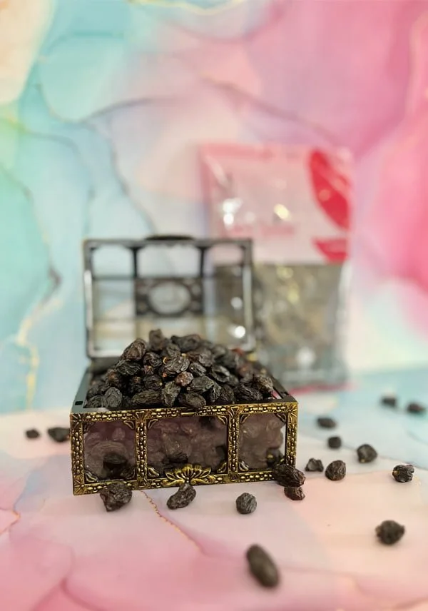 cape black raisins